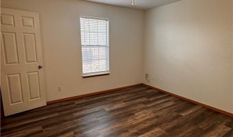 19 Holly Dr A, Bentonville, AR 72712