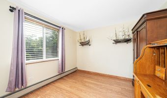 4634 W 131st St 2S, Alsip, IL 60803