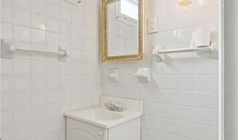 9535 Mackenzie Rd, Affton, MO 63123