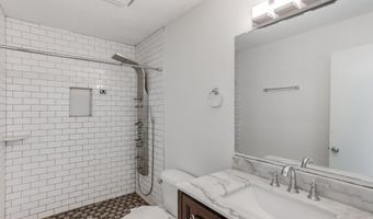 1008 Glenleaf Dr, Peachtree Corners, GA 30092