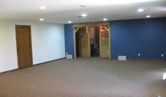 525 Valley View Ave, Baltic, SD 57003