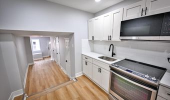 233 S CHAPEL St, Baltimore, MD 21231