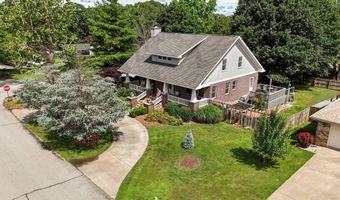 401 E Glendale St, Aurora, MO 65605