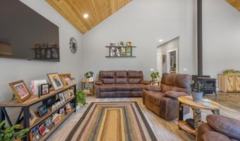 28 Upper Lead Mountain Pond Rd, Aurora, ME 04408