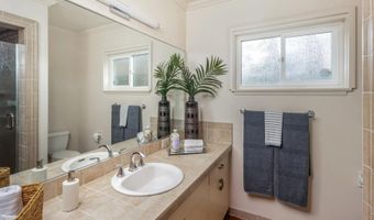 2977 Ocean St, Carlsbad, CA 92008