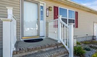 168 Grand Central Pkwy, Bayville, NJ 08721