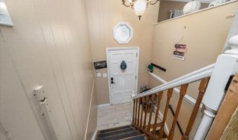 9 Basswood Dr, Alloway, NJ 07461