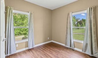 5704 County Road 262, Auxvasse, MO 65231