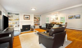 67 Seminole Rd, Acton, MA 01720