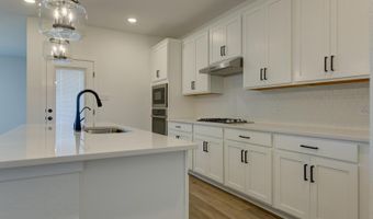 319 Brood Dr, Adkins, TX 78101