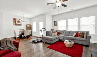 18 Castlemoor Loop, Adairsville, GA 30103