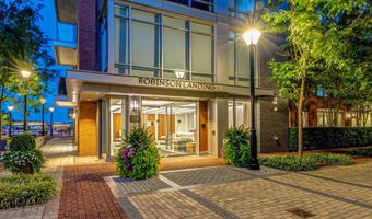 310 STRAND St 304, Alexandria, VA 22314