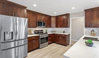 8195 Chaz Pl, La Mesa, CA 91942