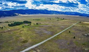 101 Sixty Ln, Cascade, ID 83611