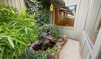 767 Twin Pines Cir, Ashland, OR 97520