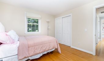 56 Juniper Dr, Avon, CT 06001