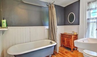 540 Greenville Rd, North Smithfield, RI 02896