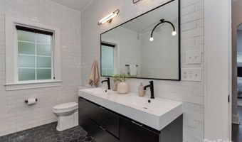 3039 N Alexander St, Charlotte, NC 28205