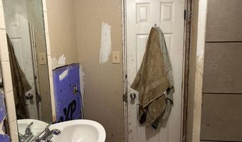 801 RUSSELL St, Amarillo, TX 79104