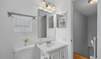 4825 27TH Rd S, Arlington, VA 22206