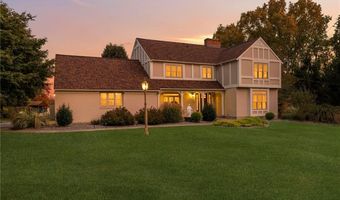 365 W Wrentham Rd, Cumberland, RI 02864