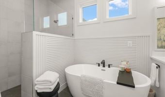 14450 Aurora Ln, Basehor, KS 66007