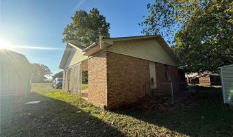 1301 Avenue 3 SE, Atkins, AR 72823