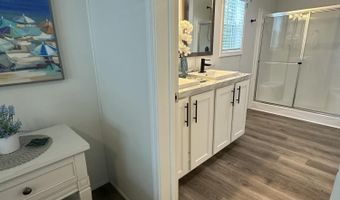 25 Park Ln, Arundel, ME 04046