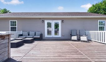 1990 Oak Leaf Dr, Adrian, MI 49221