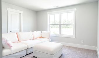 613 Watauga Ln, Aberdeen, NC 28315