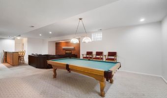 2558 Apple Ridge Ln, Amberley, OH 45236