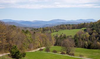57 Darling Ln, Barnet, VT 05821