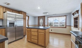 735 Lane 274 Crooked Lk, Angola, IN 46703