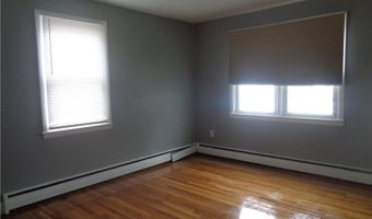 18 DICKINSON Ave, North Providence, RI 02904
