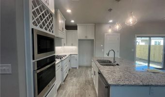 7202 SW Basswood Ave, Bentonville, AR 72713