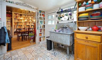 120 B Naco Rd, Bisbee, AZ 85603