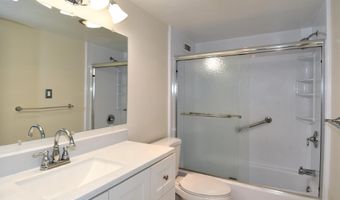 5225 Pooks Hill Rd POOKS HILL Rd 222N, Bethesda, MD 20814