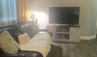 615 Broadway 81, Amityville, NY 11701