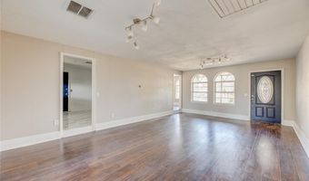 126 Windsor Ave, Chickasha, OK 73018