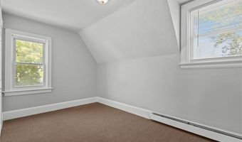 9 Gardner Ave, Cranston, RI 02910