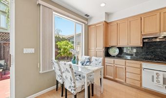 17 Miranda Ct, Alameda, CA 94502