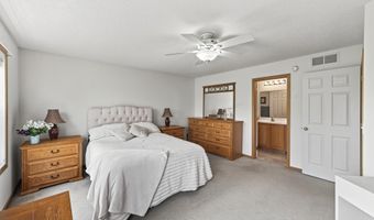 6597 Linwood Dr NE, Albertville, MN 55301