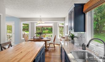 8150 Country Pine Dr SE, Alto, MI 49302