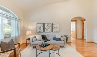 1009 SW Crosscut Ct, Bend, OR 97702