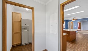 504 S Linn St, Anamosa, IA 52205