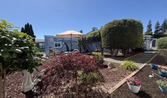 16063 DRIFTWOOD Ln 23, Brookings, OR 97415