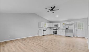 1105 Pearl St, Austin, IN 47102