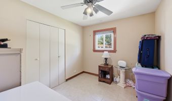329 E Myrick Ave, Addison, IL 60101