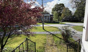 16 Pearl St, Brandon, VT 05733