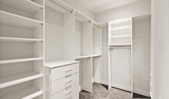 6600 RESERVES HILL Ct, Annandale, VA 22003